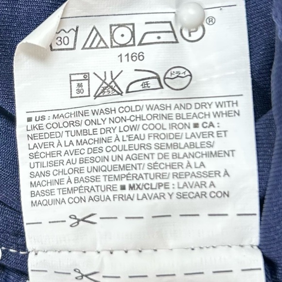 Navy and White Geometric Pattern Dress by Old Navy. Size Medium - Picture 9 of 9